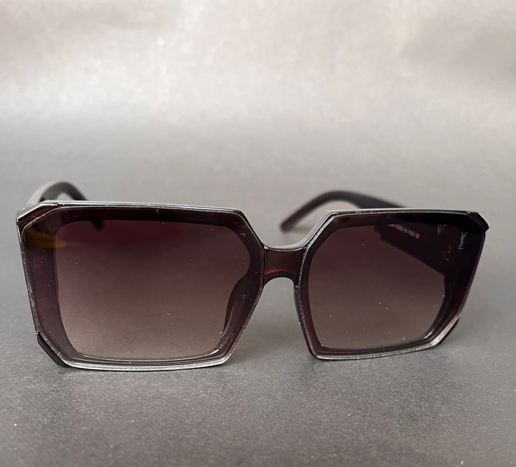 عینک آفتابی YSL زنانه /عینک لوکس و فشن UV400 /کد ۰۳۴